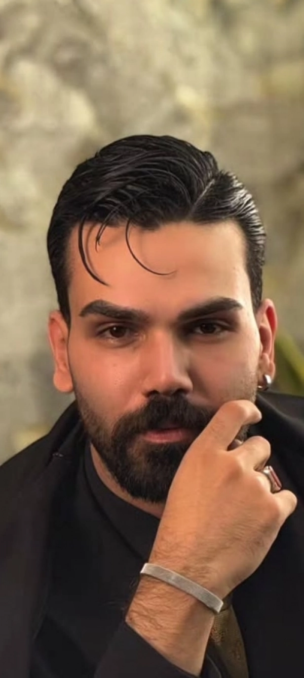    آرین ::    آرین