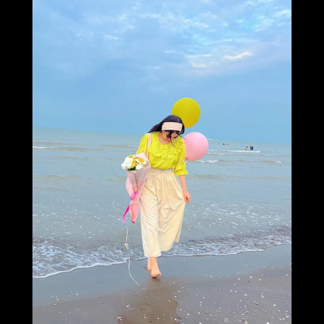 لبخند هرگز ملاک شاد بودن نیست....❤️‍🩹