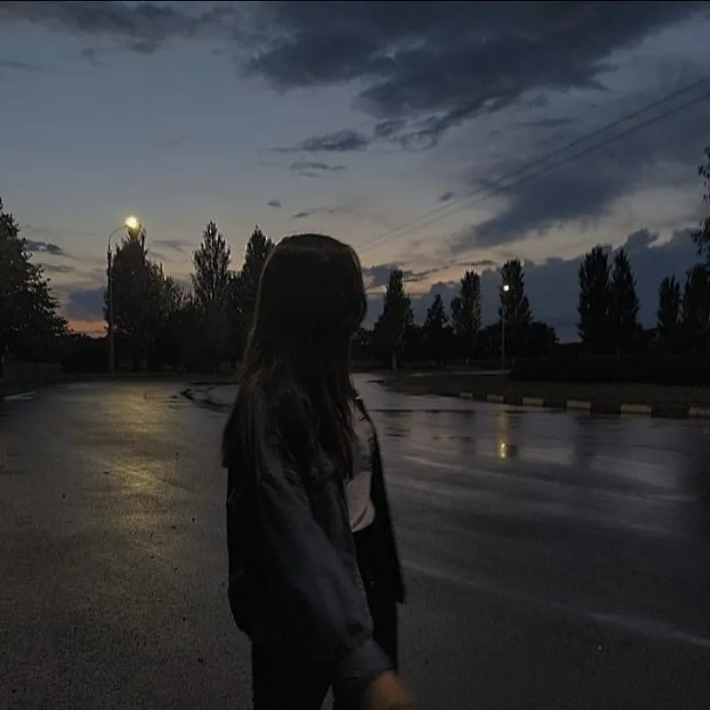 همچنان من