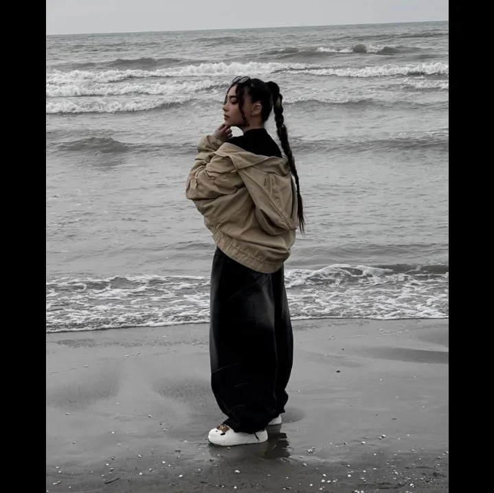 میُومَدی‌بِهم‌بیشتَر‌از‌لِبآسآم؛)👼🏾🫶🏾💋