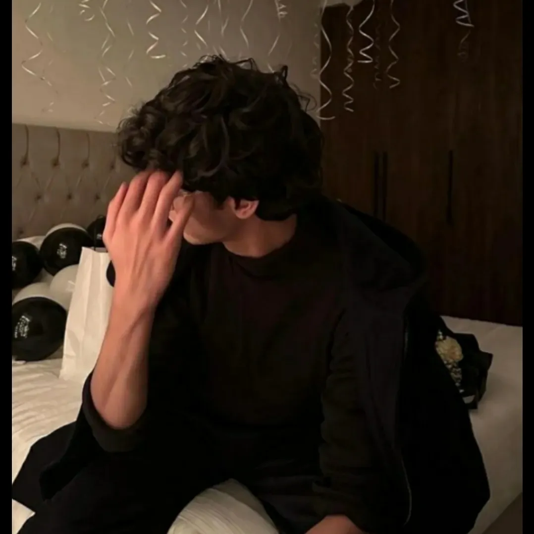    '𝒉𝒂𝒑𝒑𝒚 𝒃𝒊𝒓𝒕𝒉𝒅𝒂𝒚 𝒕𝒐 𝒎𝒆'️ 🌚✨