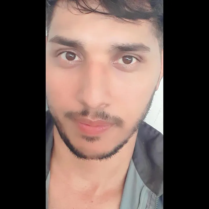 تولدم مبارک🙂خدایا شکرت بابت این که یک سال دیگم با خوب بدیش گذشت و بهم درسهای زیادی یاد دادی  و فهموندی که ادما موقع که لازمت دارن دورتو شلوغ میکنن درسته هیچ کسی تولدم یادش نبود 🙂ولی بازم شکرت