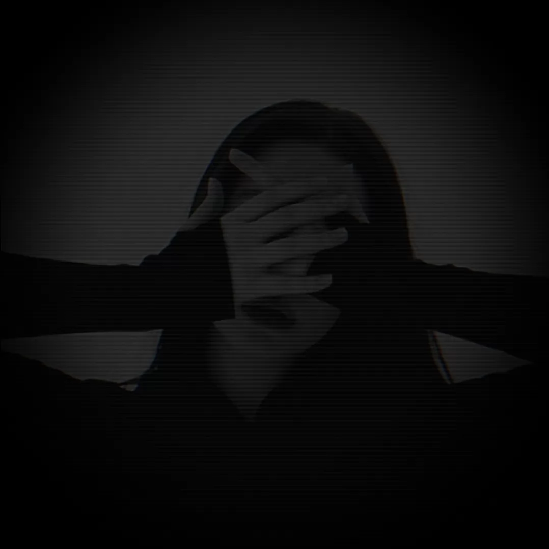 غمگین‌ترین حس دنیا؟<br />
اون لحظه ک دلت واسه خودت میسوزه 🖤:)
