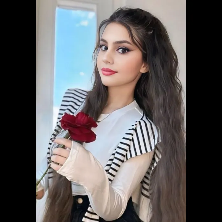 سخته ولی آخرش قشنگه♡ پس تلاش بکن تا به هدفی که می خوای برسی:)️ 😉💯