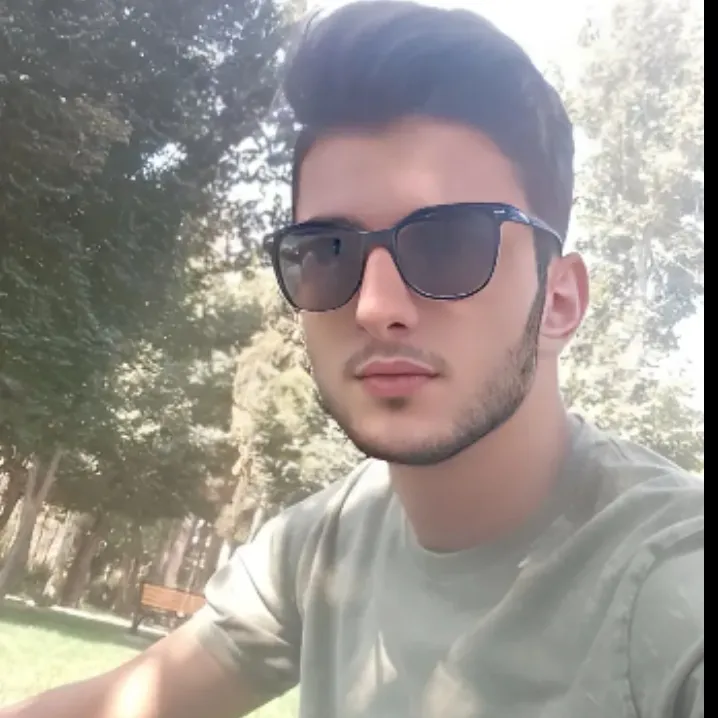 به سمت من بیا حتی اگر گلوله ایی در تفنگی بودی..!!!