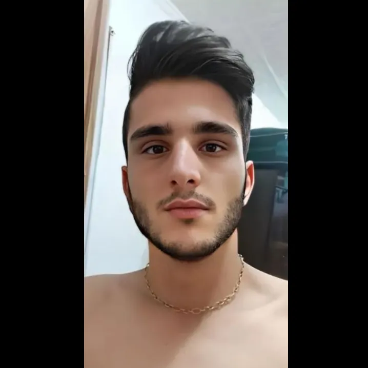 سلامتی رفیق هایی که از پل نامردی رد نمیشن<br />
ولی تو دریای مردانگی غرق میشن