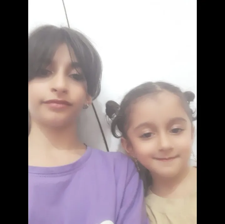 من و دلوین <br />
یهویی <br />
🙃🥰❤