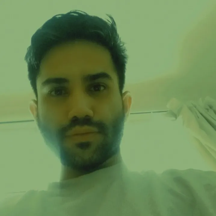 بچه ها درخواست بدید قبول کنم پیجم بالا بیاد <br />
مرسی ازتون 😊🤗