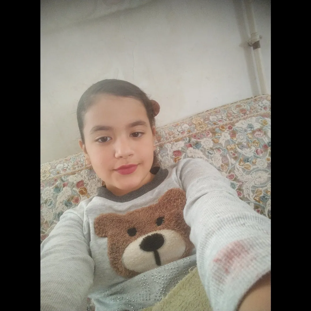 سلام سلام بچه ها من آمدم😅😅😅<br />
قراره تو فصل پاییز بتر***یم هرهس یه اینجوری بفرسته😍😍😍😍😍🍫