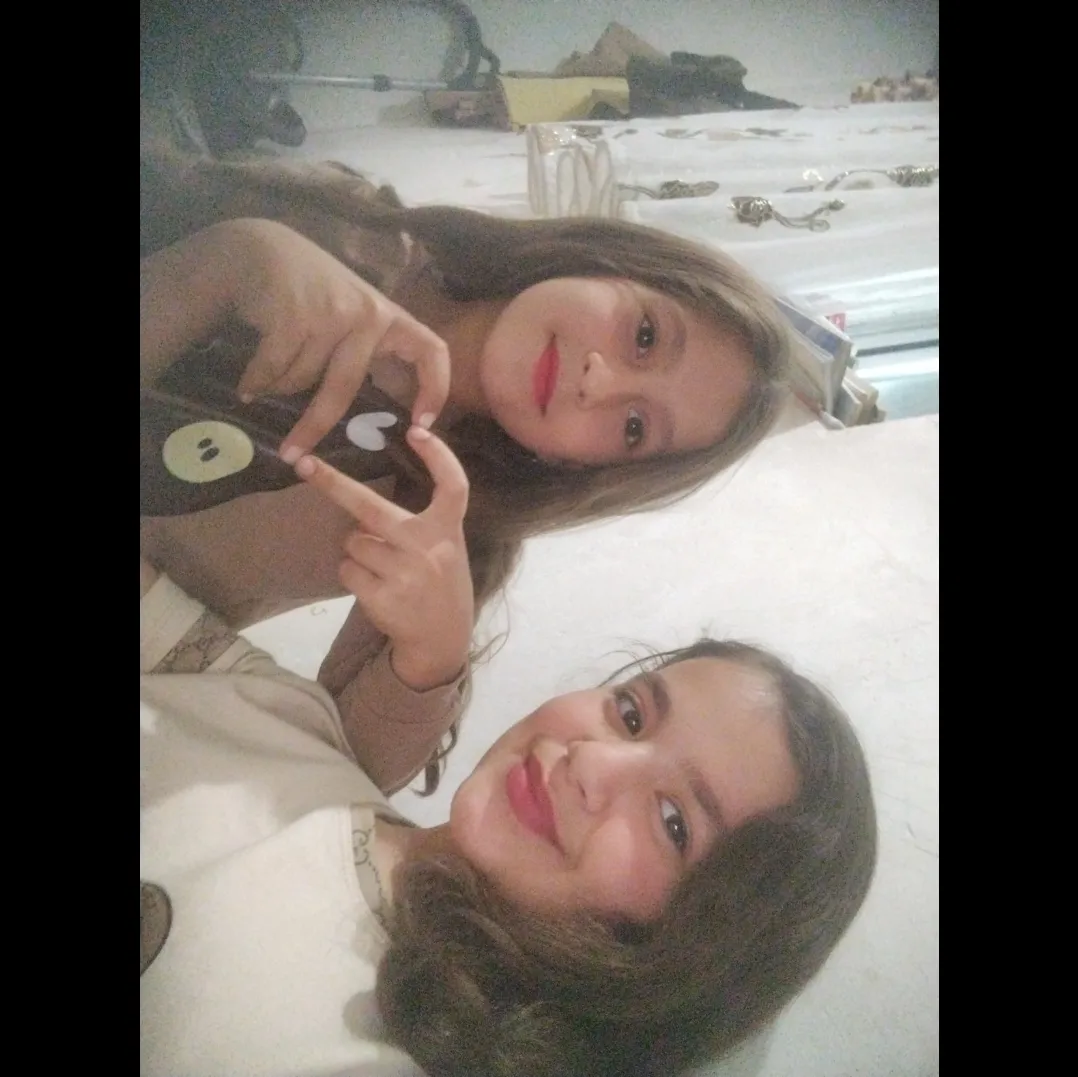 پست جدید 🧿🧿🧿🧿🧿🧿<br />
بگید کی از همه زیبا تره🧐🧐🧐🤔