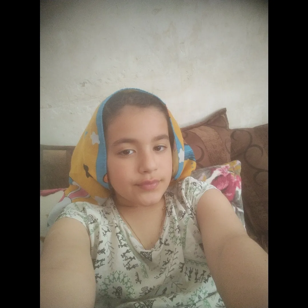 از پسر عموم ع*** بزارم 🤔🧐 <br />
بگین 😁 <br />
نظرات مهمه 😊😘😇💝