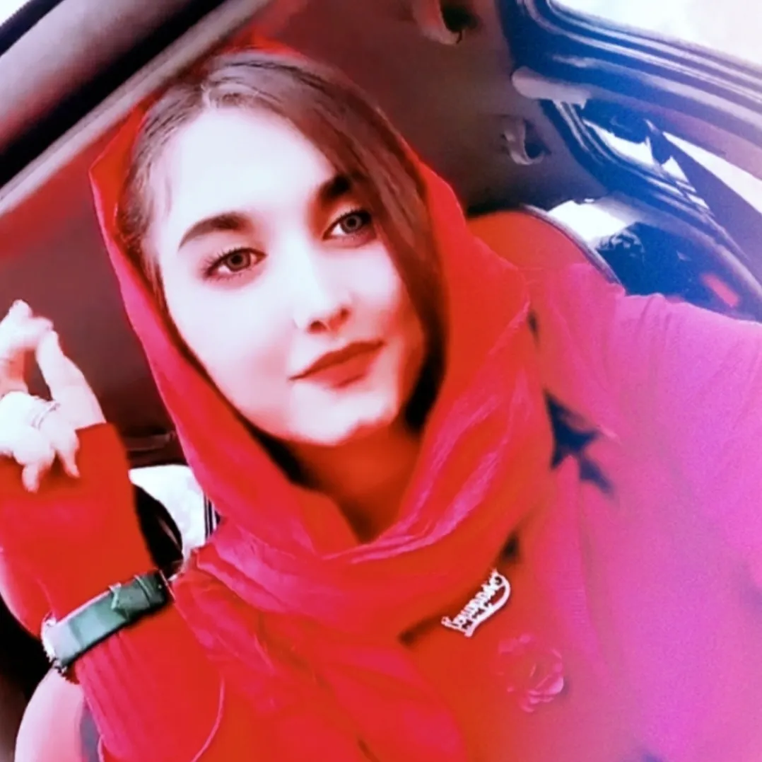 ماه باش 🌛🌜نه ستاره شب‌های پر ستاره💫