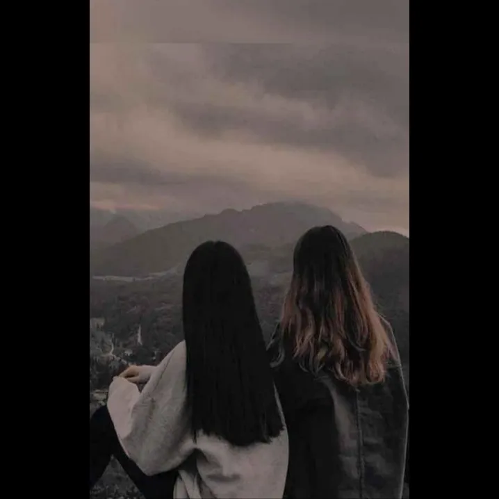 تو خوشگله آبجی هست طاهره جون اول دوست بودیم الانم مثله آبجی خیلی دوست دارم سیسی جونم 🫠🫶