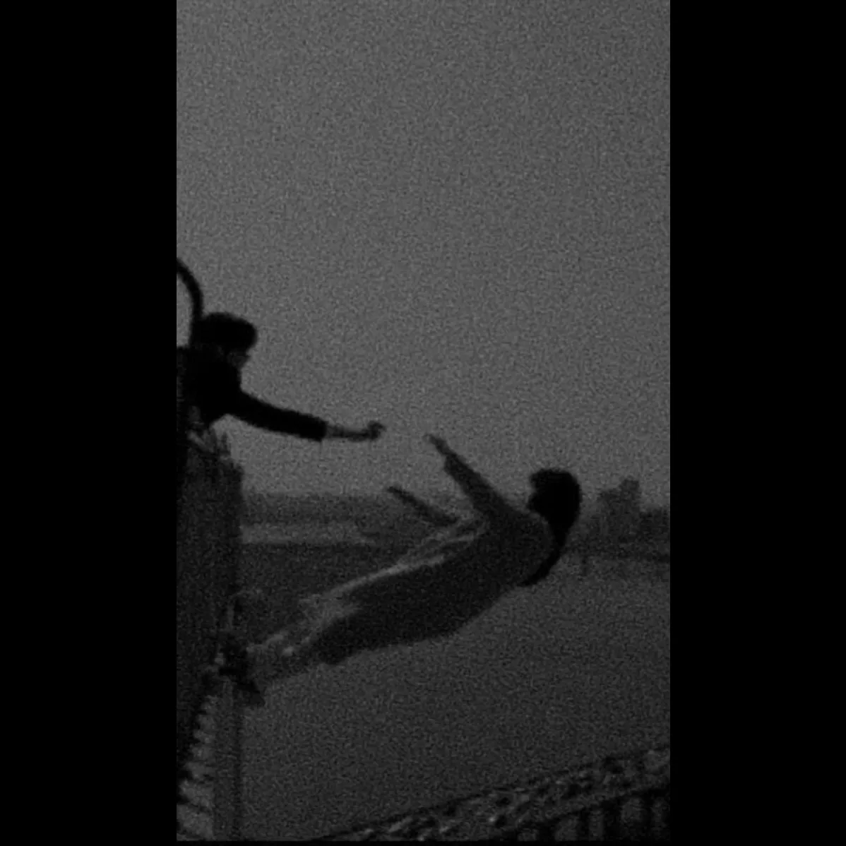 دل شکستن هنر نیست به مولا😣