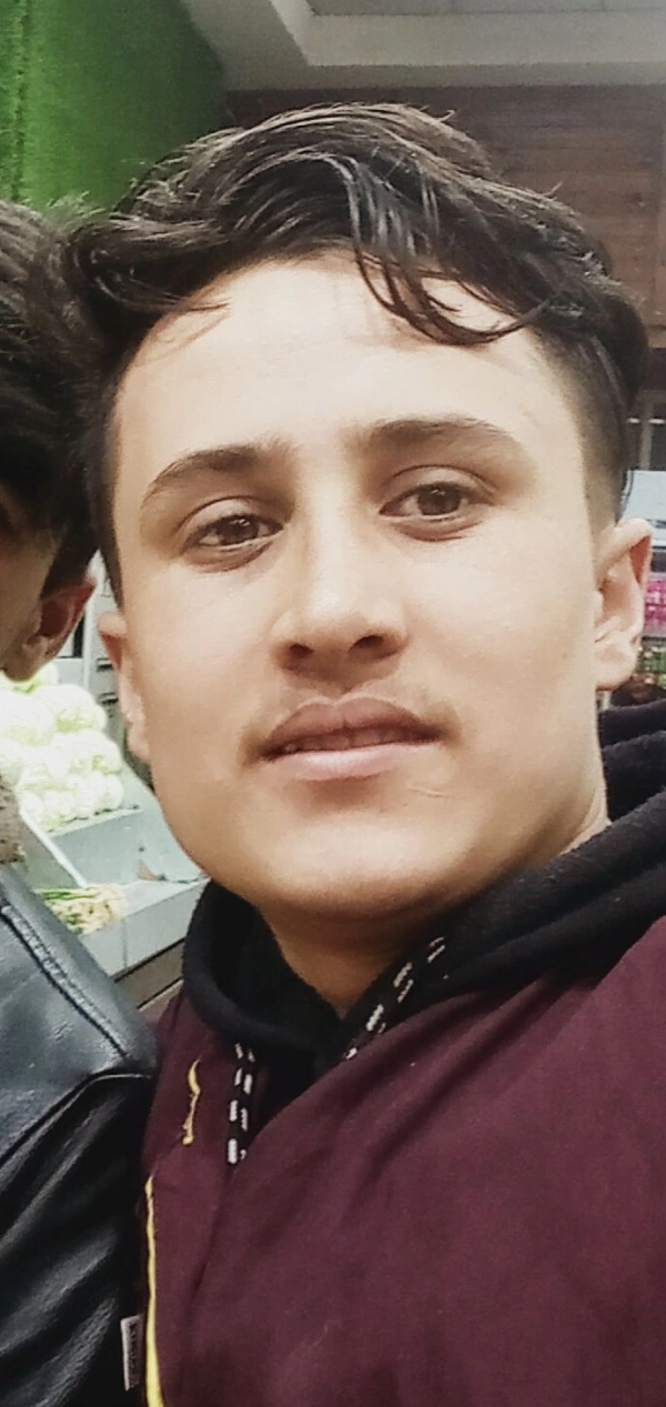 سیاره 2715