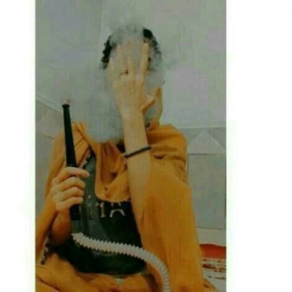 یگانه