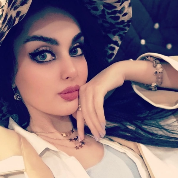 niloofar30