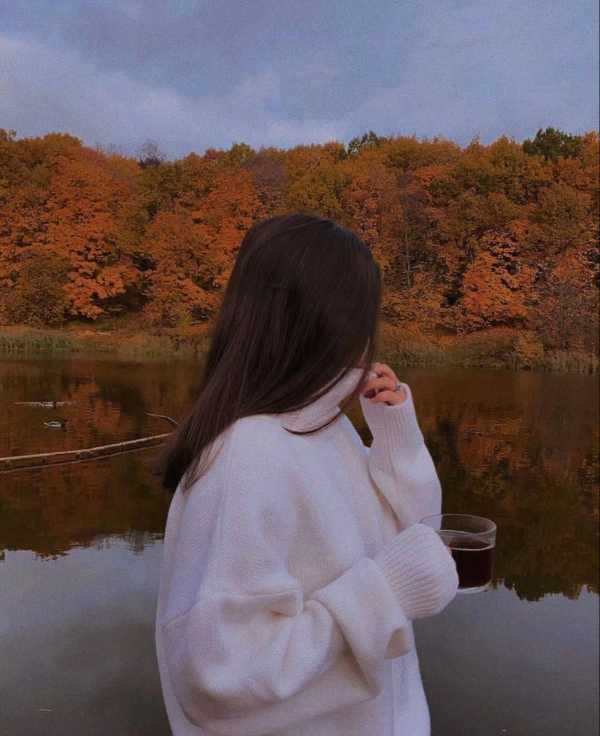 5689
