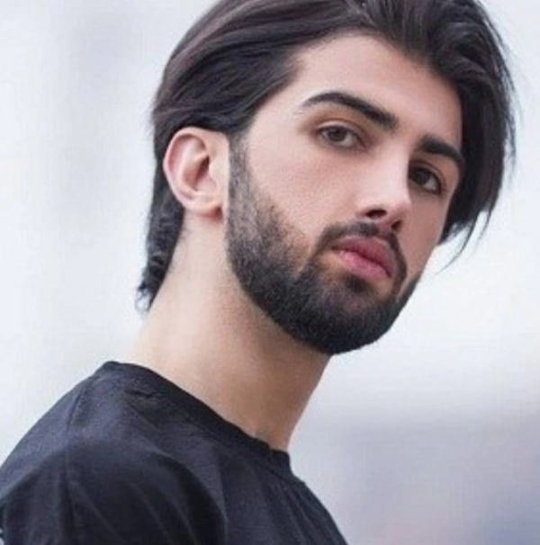 علی
