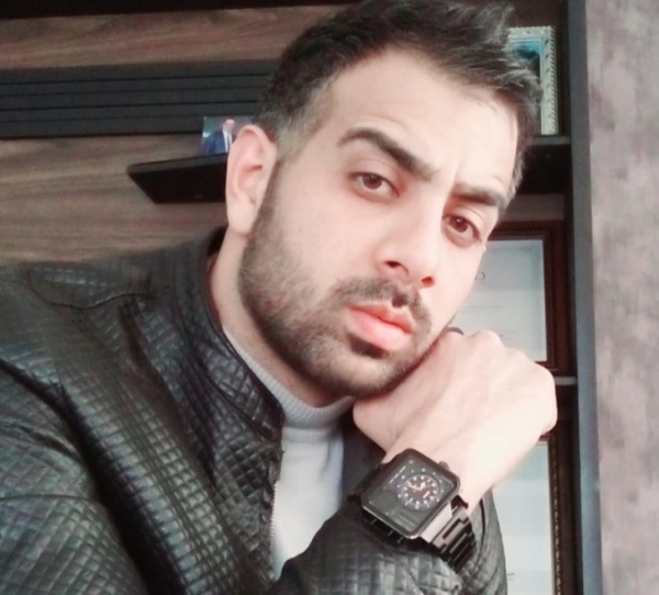 سیاره 9852
