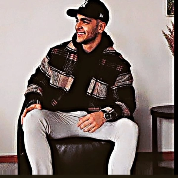 سیاره 9827