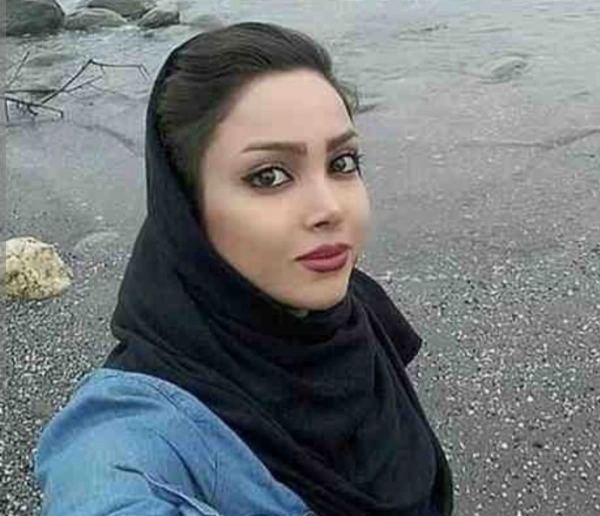 مهناز