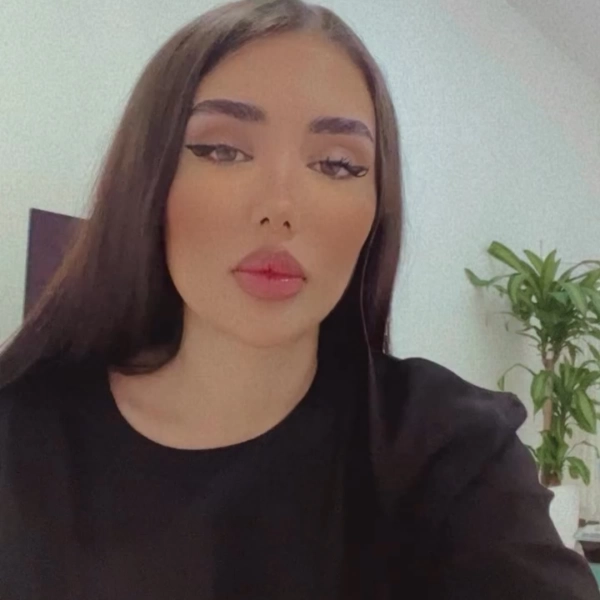 elmira_dadjoo