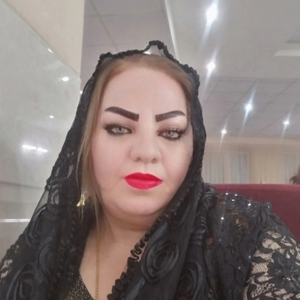 مونا