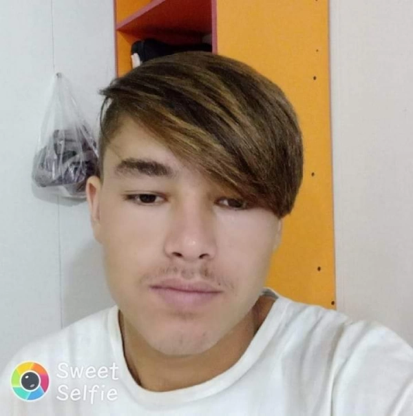 علی