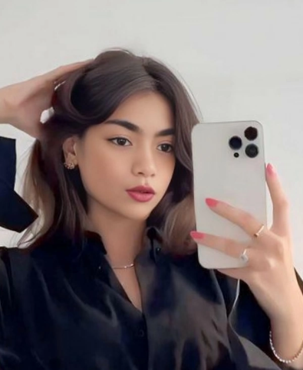 Ava