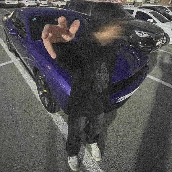 ‌M
