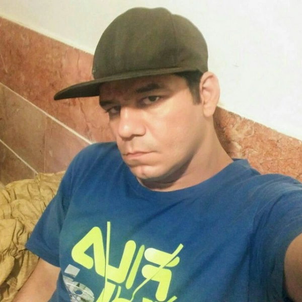 حسن باوقار