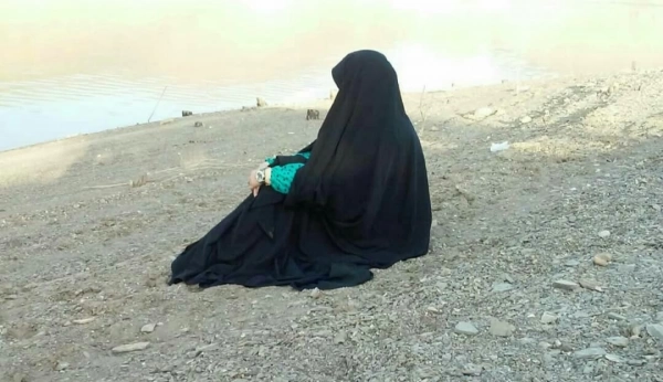 سیاره 2975 آزاده