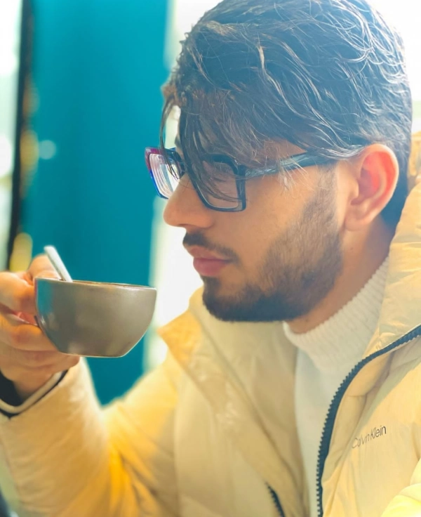 ali_90