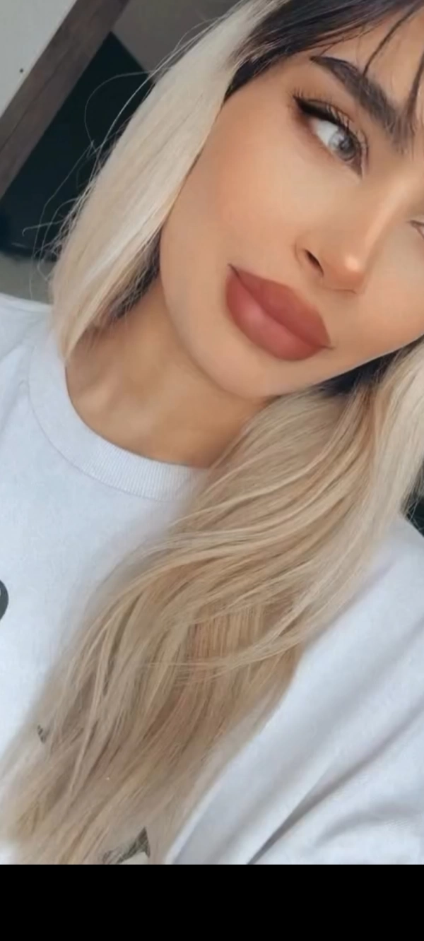 mona_basiri