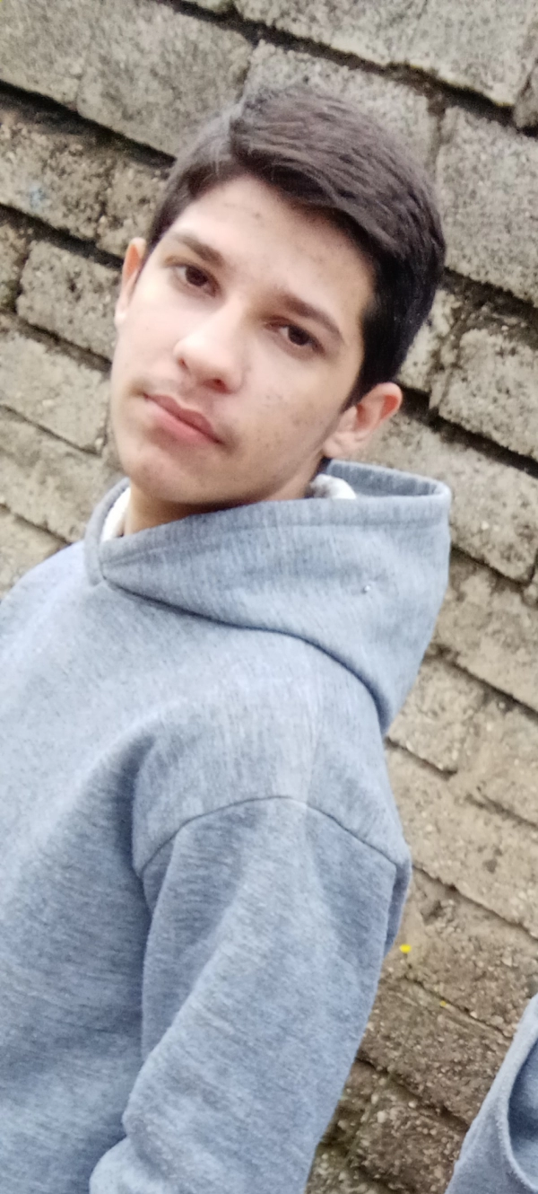 علی