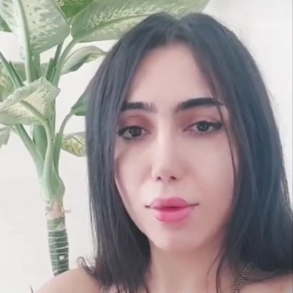 sara-maleki75