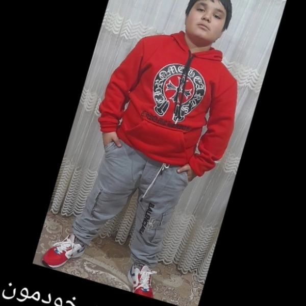 کمیل تنومند