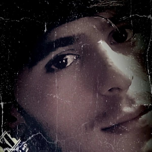 احمد تنها