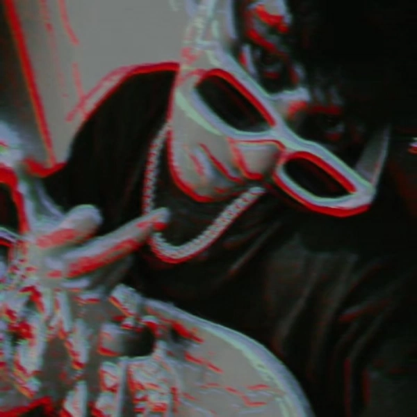 تنها عشق