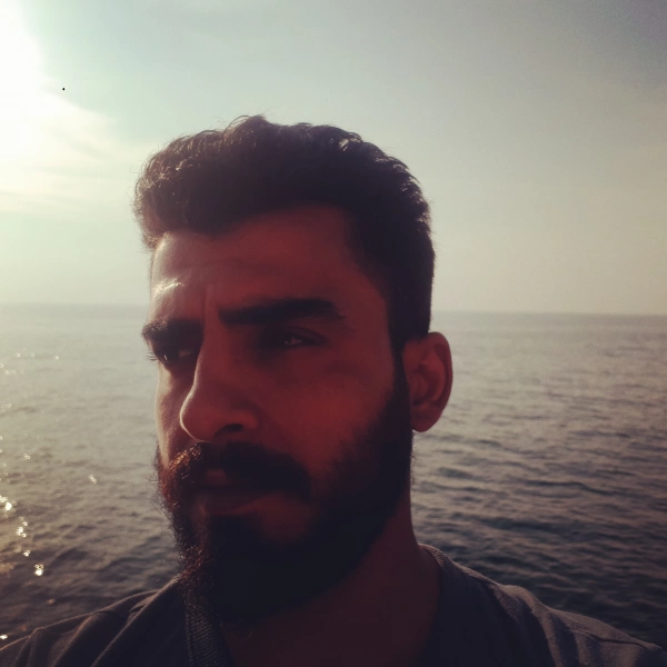 عاکف