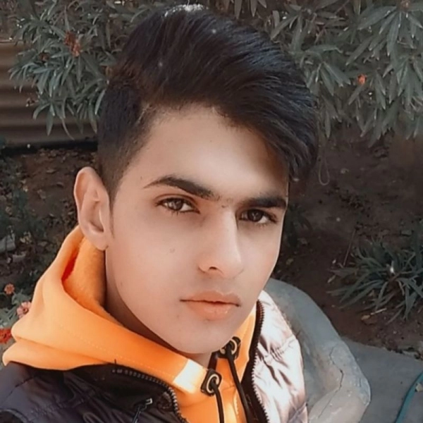 علی