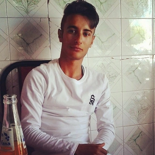 عادل