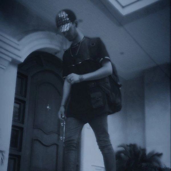 alonemet