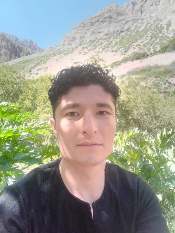 مهراب  حسینی