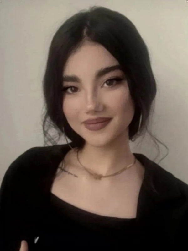nika .m