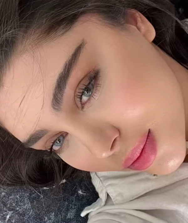 نیوشا