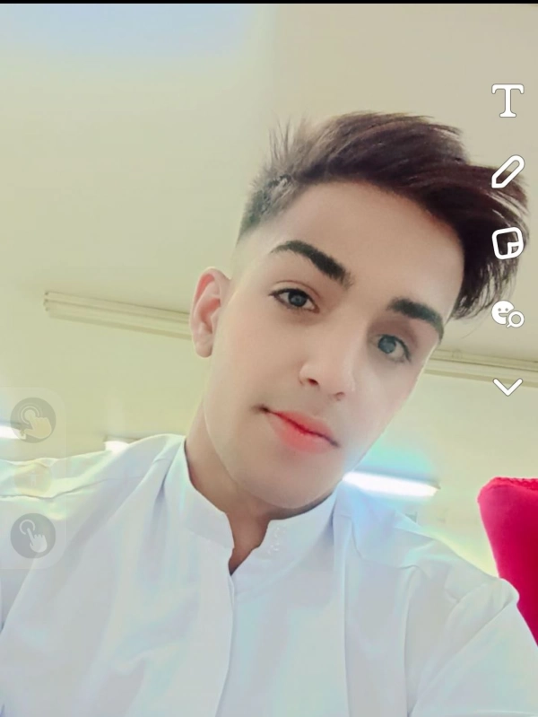 علی