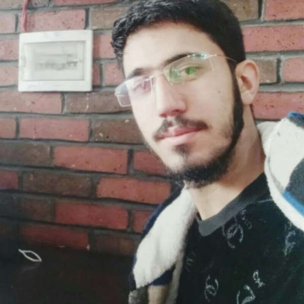 علی
