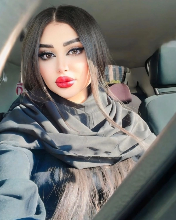 Nazanin♡
